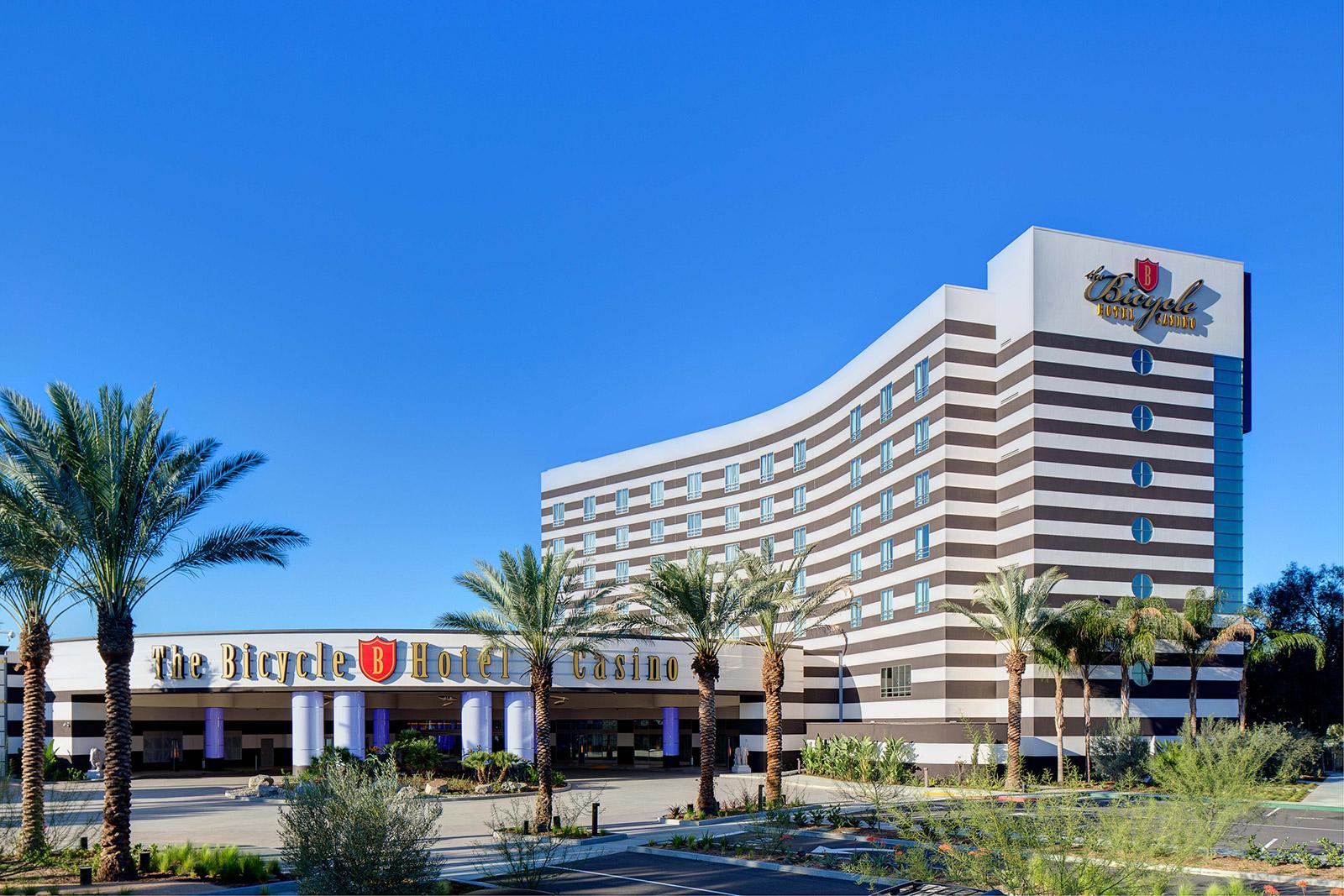 Hotel Parkwest Bicycle Casino Bell Gardens Esterno foto