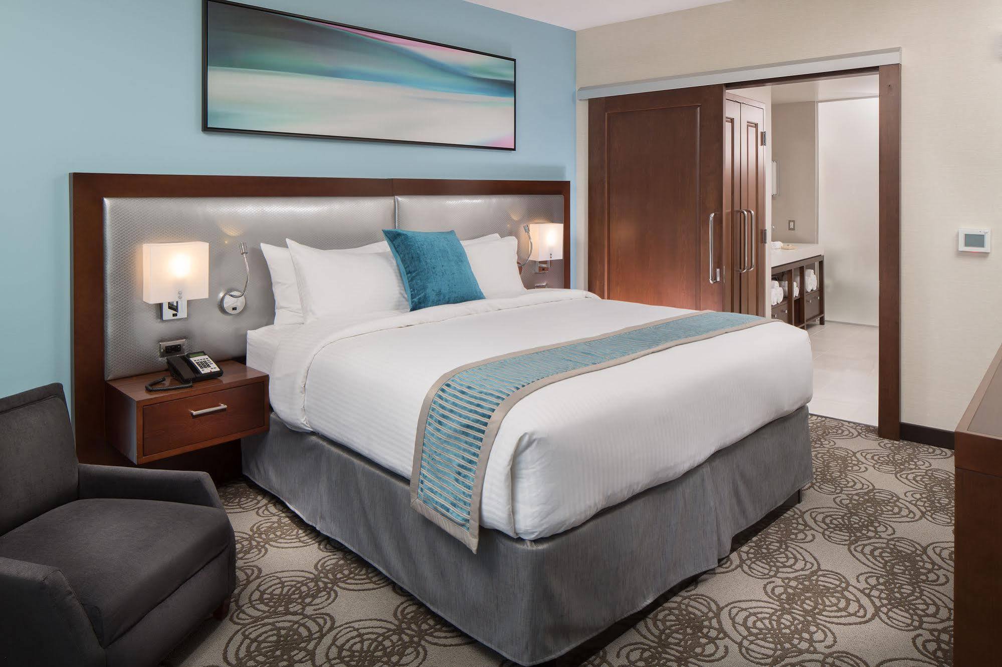Hotel Parkwest Bicycle Casino Bell Gardens Esterno foto
